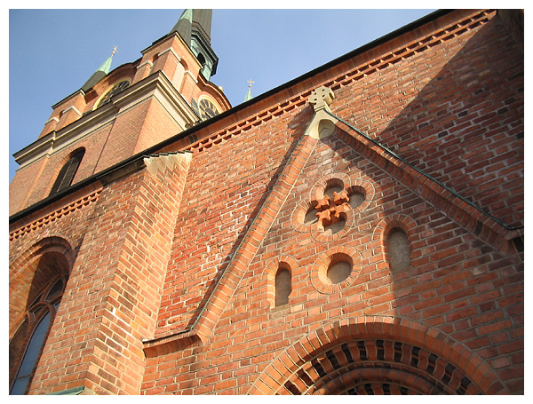 kyrka_upp.jpg