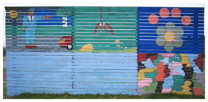 painted_fence.jpg